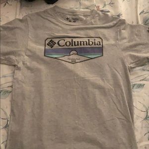 Men’s Columbia tee shirt size medium.